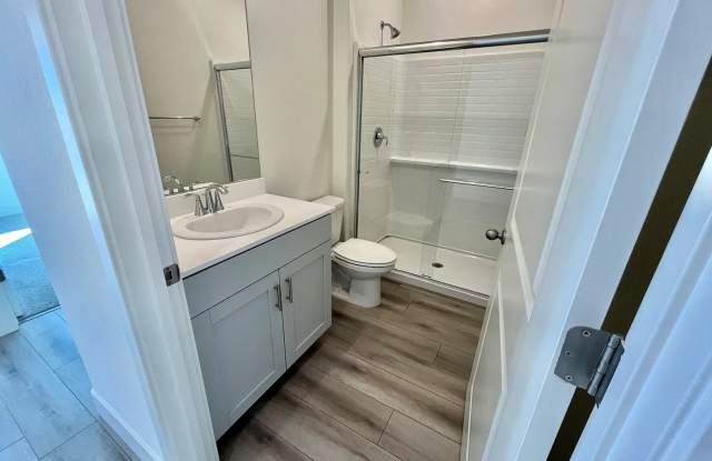 16297 Malibu Drive Gallery 2