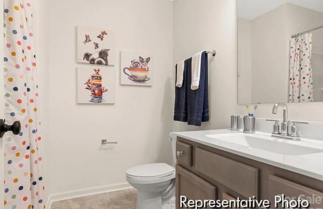 Room in 3 Bedroom Townhome at Pagebrook Ln Gallery 3