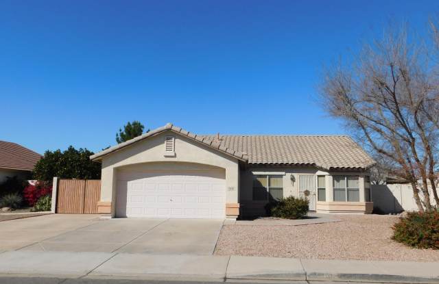 2430 E FAIRVIEW Street photos photos