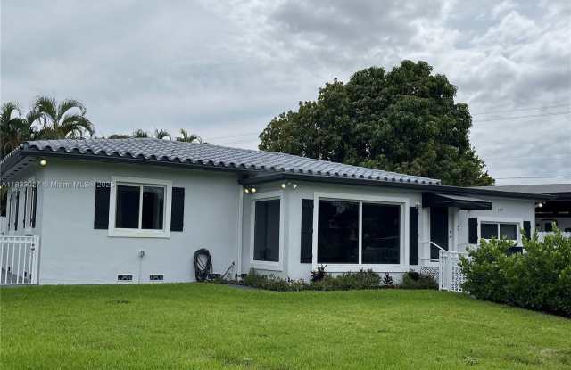 600 Forrest Dr photos photos
