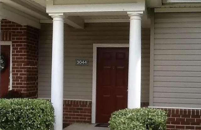 3044 IRMA Court Gallery 2