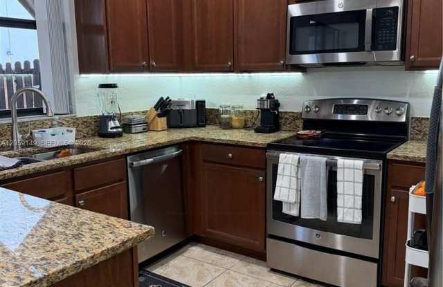 11302 NW 88th Terrace 11302, Doral, FL 33178 - 2774 photos photos