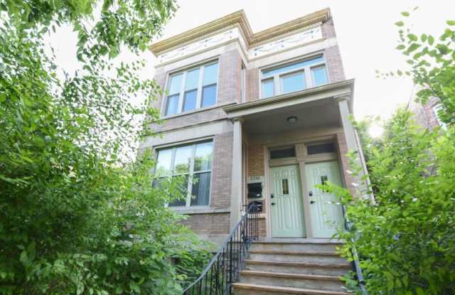 2738 Central Park photos photos