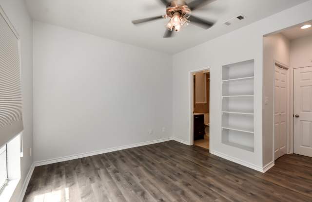 1908 San Antonio St Apt 201 Gallery 4