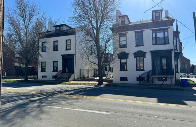 Beautifully Renovated One Bedroom in Historical District! photos photos