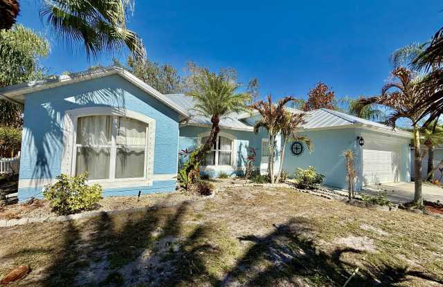 125 SW Donna Terrace photos photos