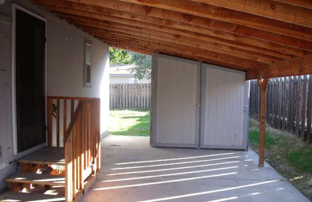 325 Walnut Dr Gallery 4