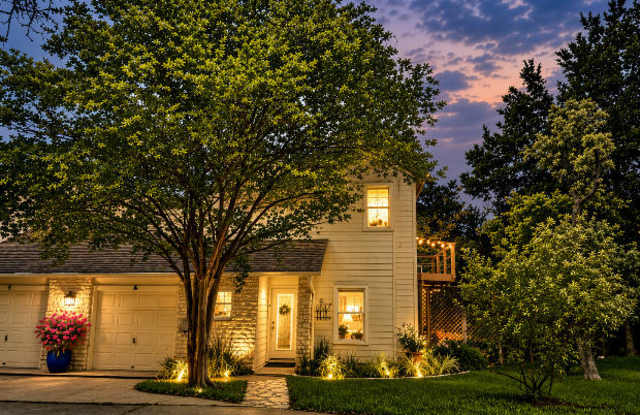 9810 Lake Ridge Dr photos photos