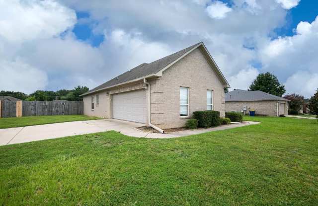 2420 Canterbury Court Gallery 2
