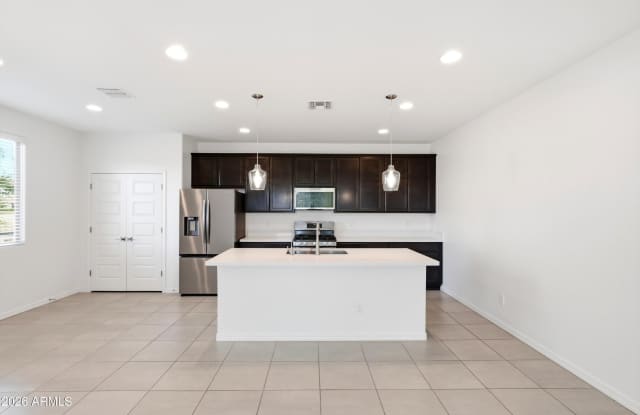 14084 W BRONCO Trail Gallery 2