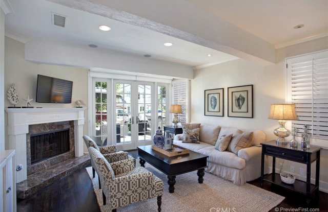 441 Carnation Avenue Gallery 2