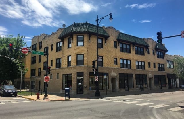 4746 N Sacramento Ave 3E - 4746 North Sacramento Avenue, Chicago, IL 60625