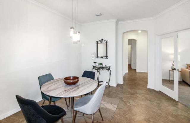 Garibaldi Ln, 12563 Gallery 3