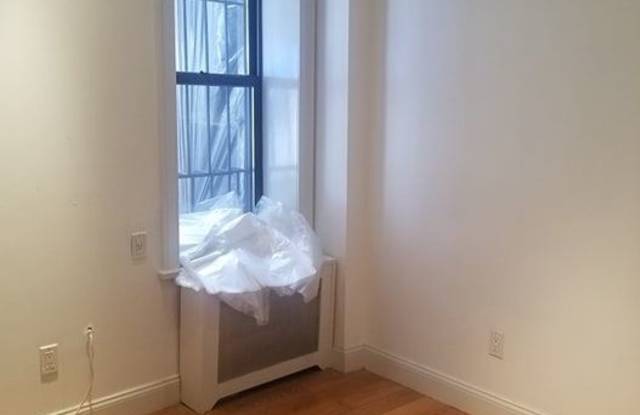 172 Mulberry St 1A - 172 Mulberry St, New York City, NY 10013
