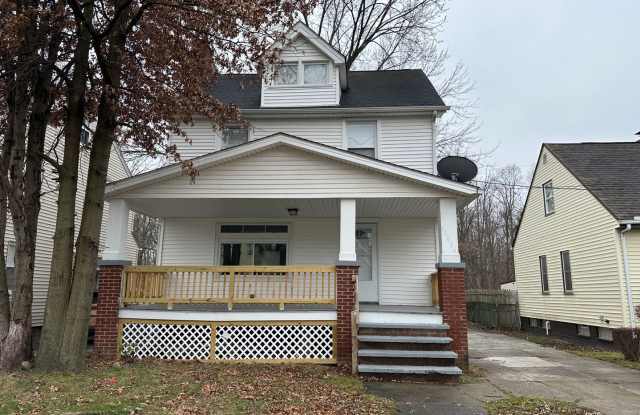 Single Family Home 3 beds 1.5 bath FOR RENT! - 14016 Saybrook Avenue, Cleveland, OH 44105
