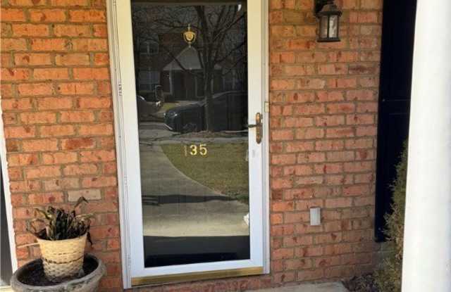 135 Logmont Trace Gallery 2