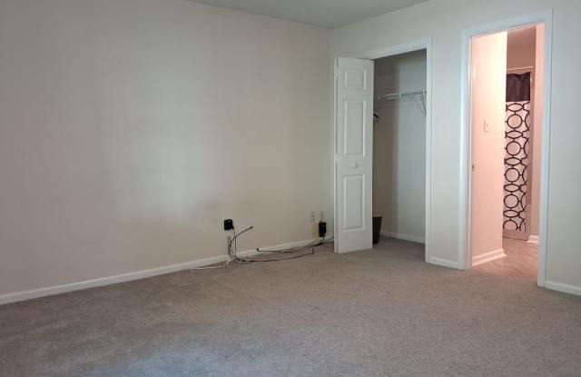 Charming 3 Bed, 2 Bath Home – 1,428 Sq Ft Gallery 4