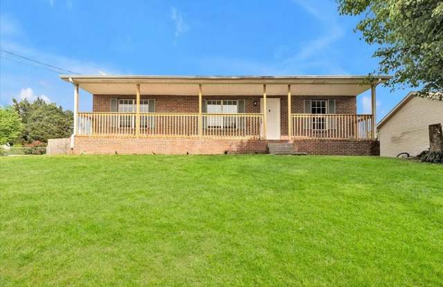 Minutes from Ft Campbell! - 1306 Jared Court, Montgomery County, TN 37042 Minutes from Ft Campbell! - 1306 Jared Court, Montgomery County, TN 37042