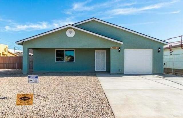 1217 S 12TH Avenue photos photos