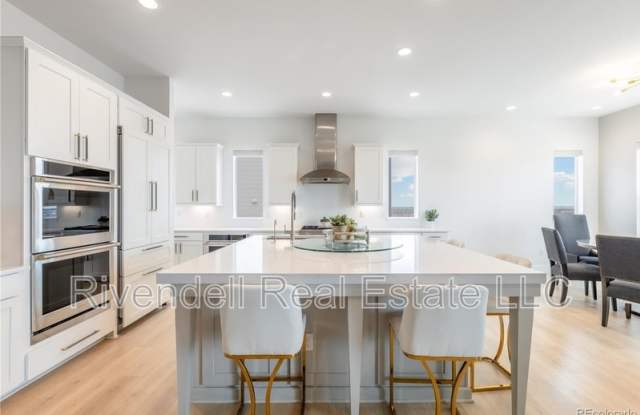 6444 Kenzie Circle Gallery 2