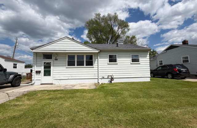 ***NEW ON THE MARKET 4 BEDROOM POINT PLACE HOME....DRIVE BY TO CHECK IT OUT*** photos photos ***NEW ON THE MARKET 4 BEDROOM POINT PLACE HOME....DRIVE BY TO CHECK IT OUT*** photos photos