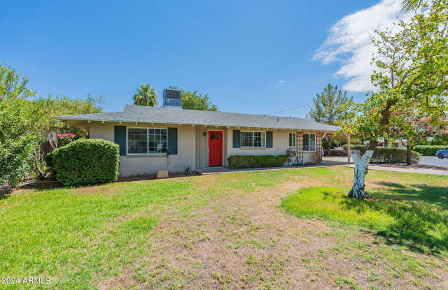 4022 E DEVONSHIRE Avenue photos photos