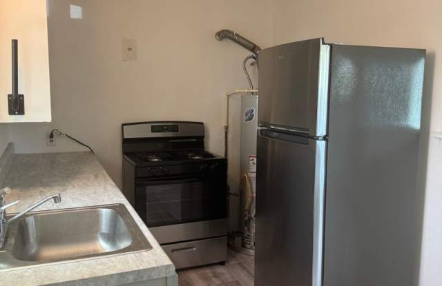 316 Columbia Dr. SE - 316 Columbia Drive Southeast, Albuquerque, NM 87106