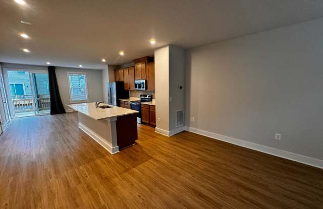 MOVE IN READY 11/1/2026 Gallery 1