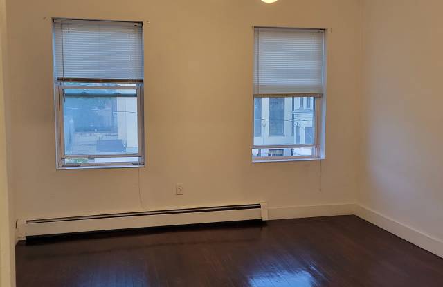 1533 5th Avenue photos photos