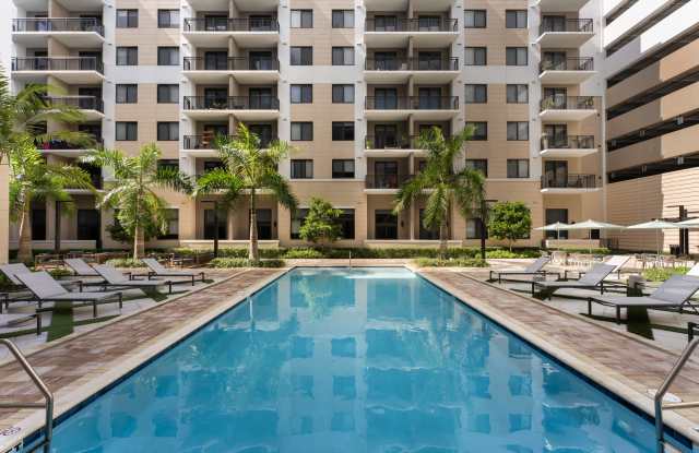 Alvista Bay Pointe Gallery 2