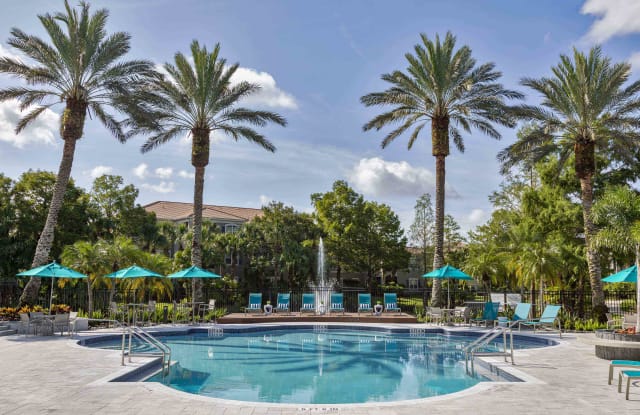 Lake's Edge Apartments Gallery 3