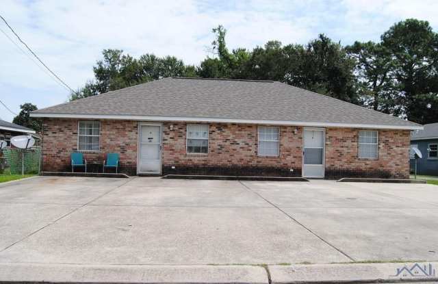 409 Carol Road - 409 Carol Road, Bayou Vista, LA 70380