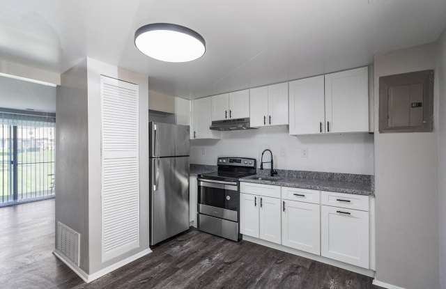 Townhomes at River Crossings Gallery 4