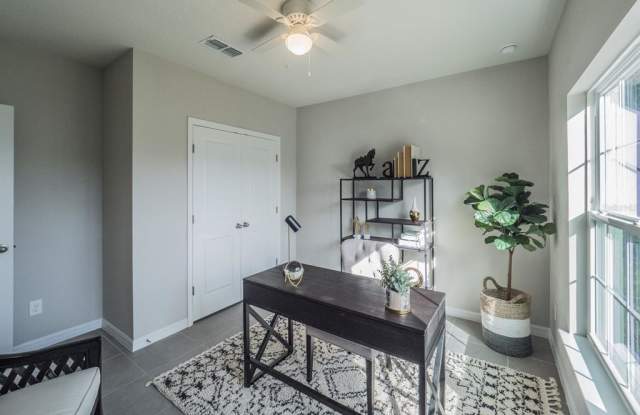 1049 N PLATTE WAY Gallery 3