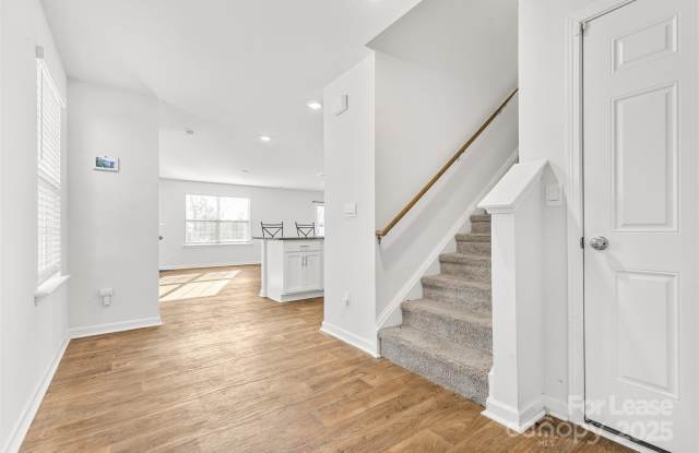 2120 Redstone Drive Gallery 2