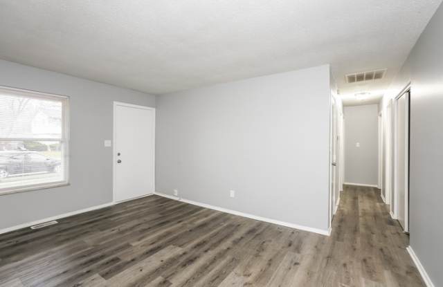 10219 Sutters Court Gallery 3