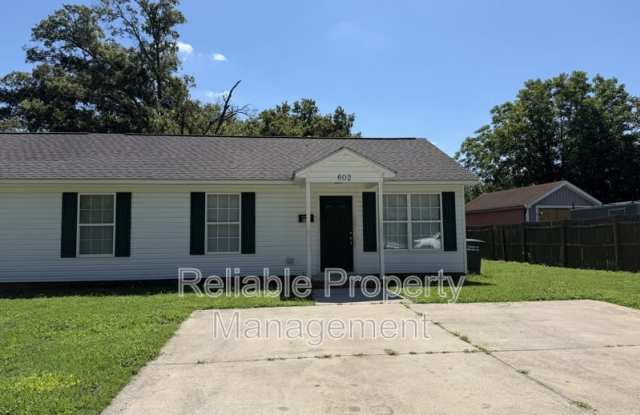 602 Winston Circle photos photos