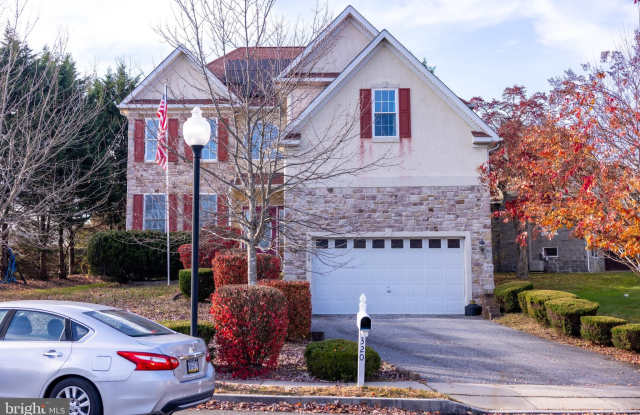320 CAROLEE CIRCLE - 320 Carolee Circle, Delaware County, PA 19064