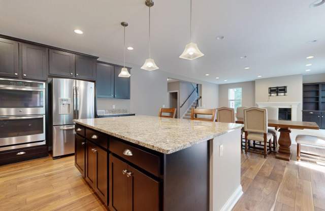5585 Orchard Cv Gallery 1