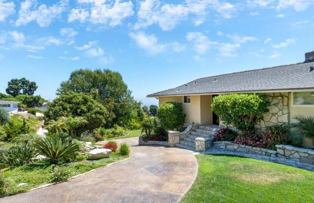 3086 Deluna Drive Gallery 4