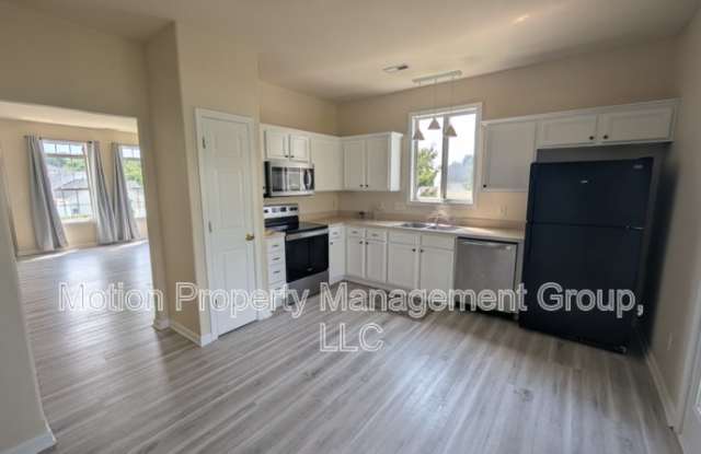 8601 Sawleaf Ct Gallery 2