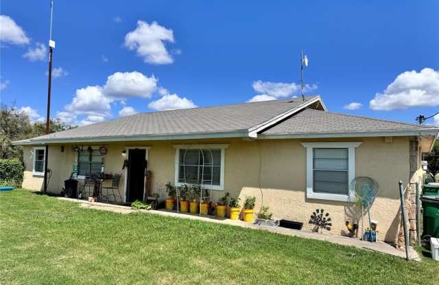 1808 Springlake W photos photos