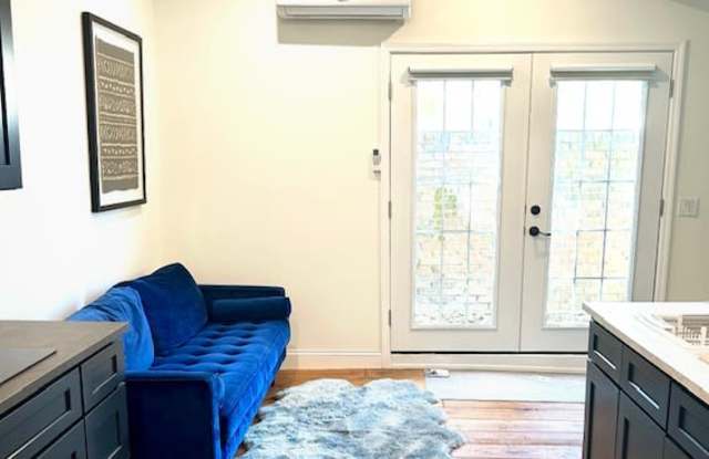 558 Lancaster St photos photos
