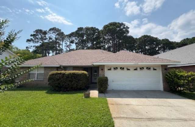 Indian Woods Home with a Cozy Fireplace & Stainless Steel Appliances! photos photos