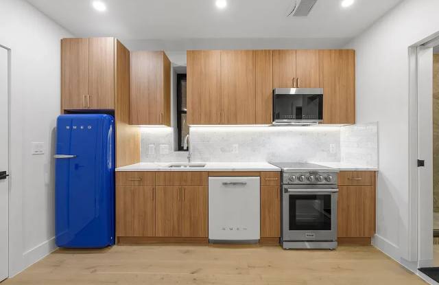 190 6th Avenue photos photos