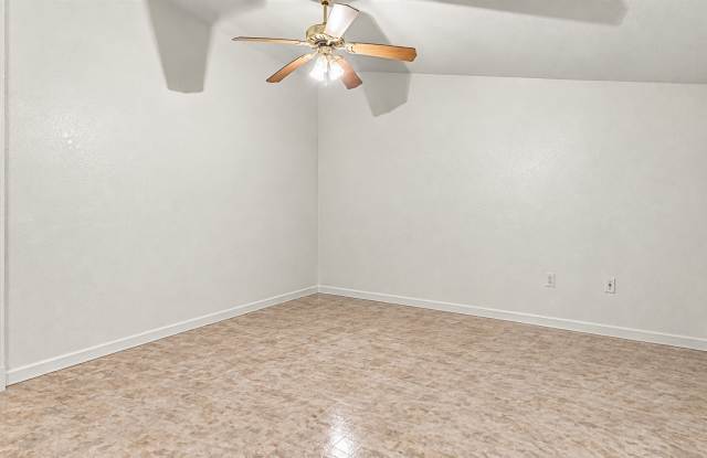 184 Oak Terrace Seguin TX.78155 Gallery 3