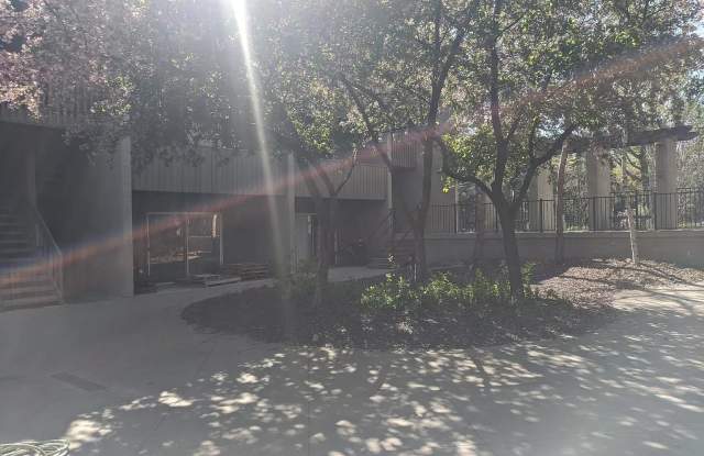 620 W 44th St photos photos 620 W 44th St photos photos