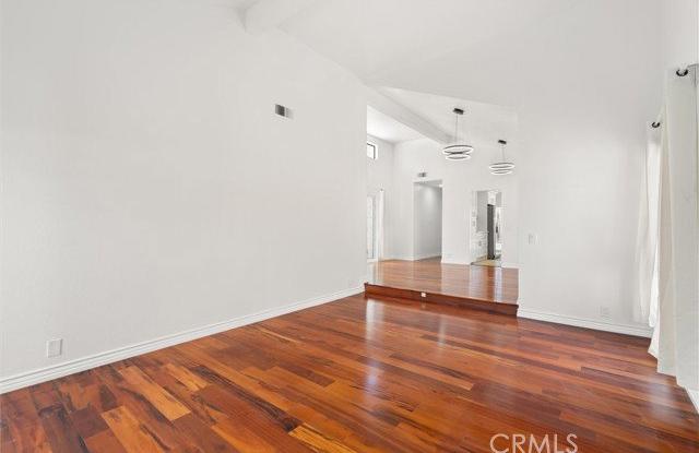 24422 Verena Court Gallery 3
