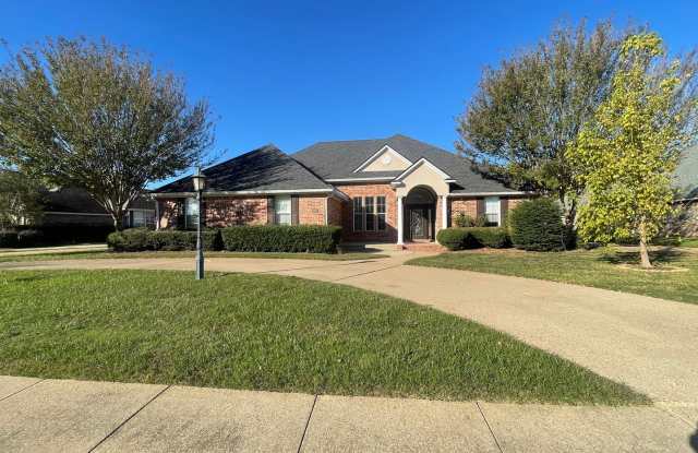 Stunning Gated Home Located in Brunswick Place Gallery 1
