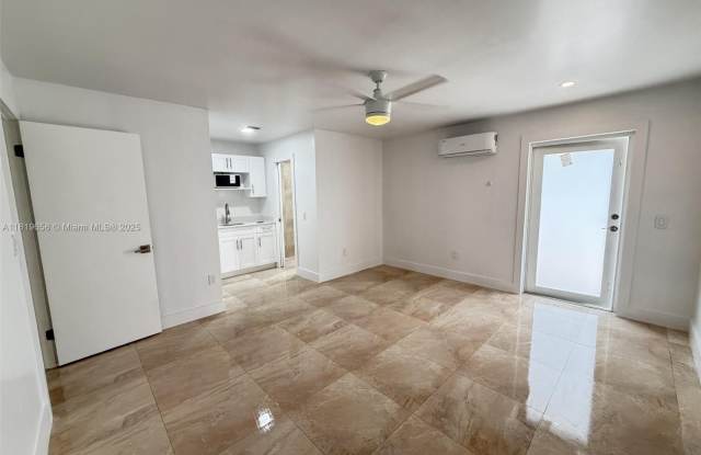 11309 SW 74th Ter photos photos